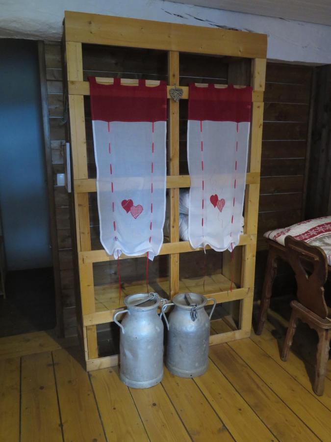 Le Dorat La Ferme De Pomereix מראה חיצוני תמונה